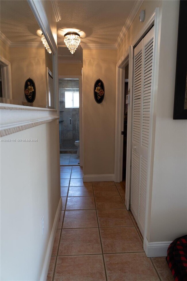 Building Photo - 17992 SW 152nd Ct