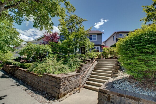 Building Photo - 4Bd/2.5Ba Issaquah House