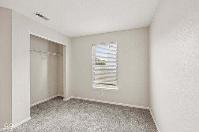 Building Photo - 954 Ginger Cir