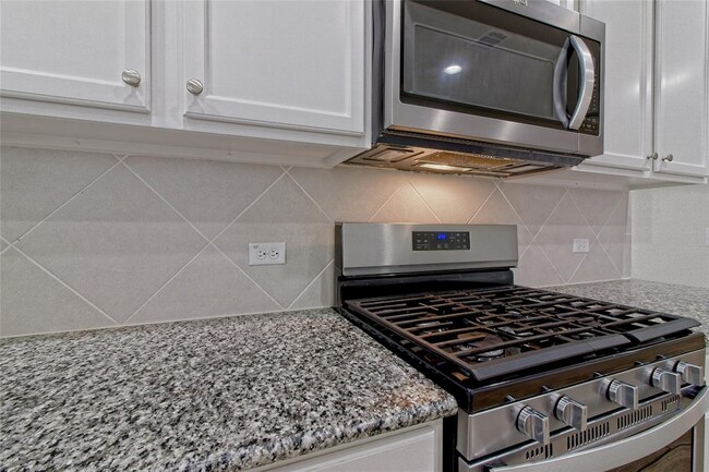 Building Photo - 468 Perryville Lp
