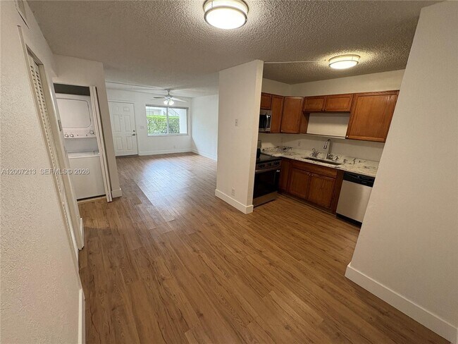 Building Photo - 3251 NW 102nd Terrace