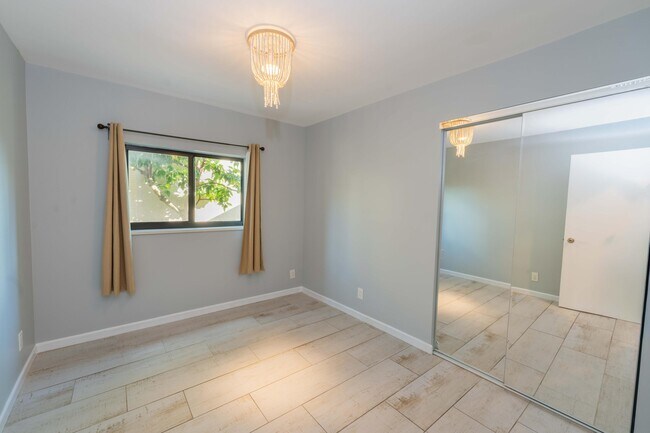 Building Photo - 21356 Sonesta Way