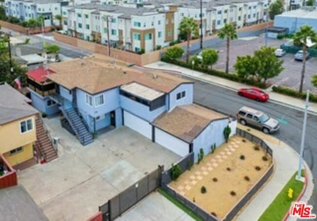Building Photo - 1246 W 144th St