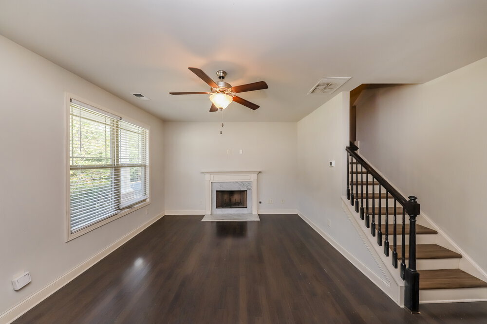 Building Photo - 89 Greatwood Ln
