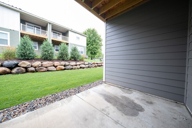 Building Photo - 16415 Jaffna Pl