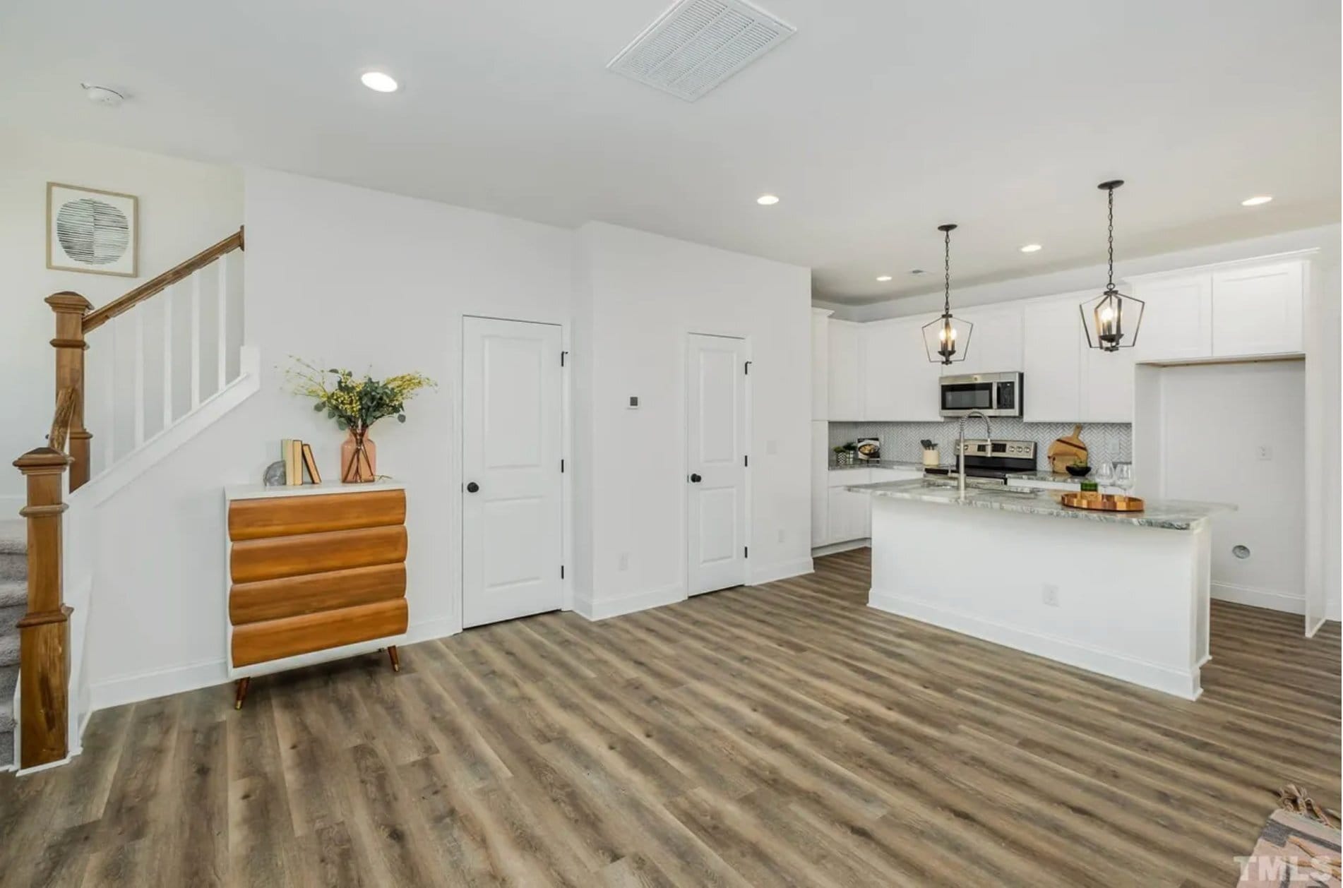 Building Photo - 2807 Cannada Ave