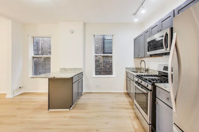Building Photo - 1131 W Taylor St