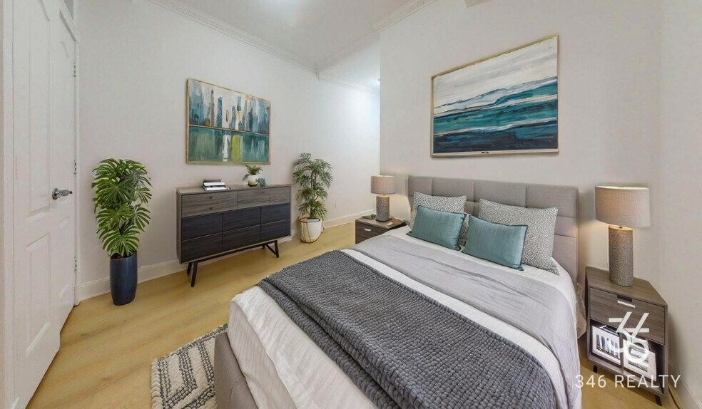 Building Photo - East 25th Street