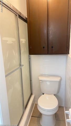 Building Photo - 212 Hallbrook Dr