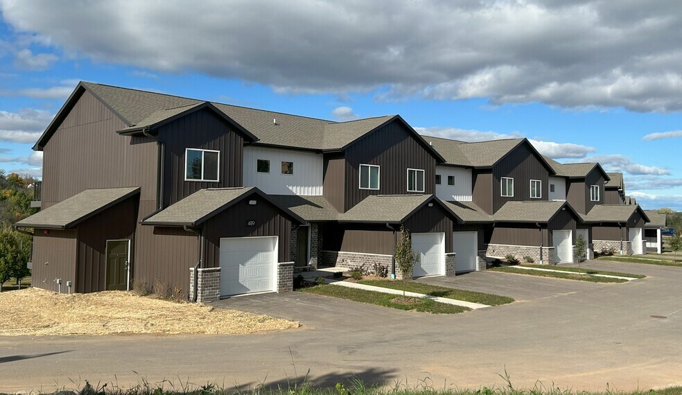 Alta Apartments 481489 Security Blvd Howard WI 54313 Apartment Finder