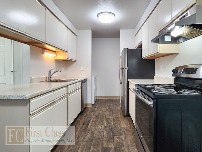 Building Photo - 1285 NW 183rd Ave