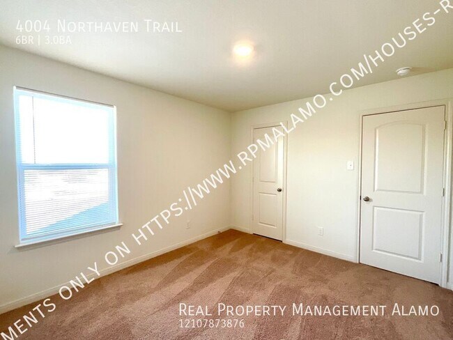 Building Photo - 4004 Northaven Trail