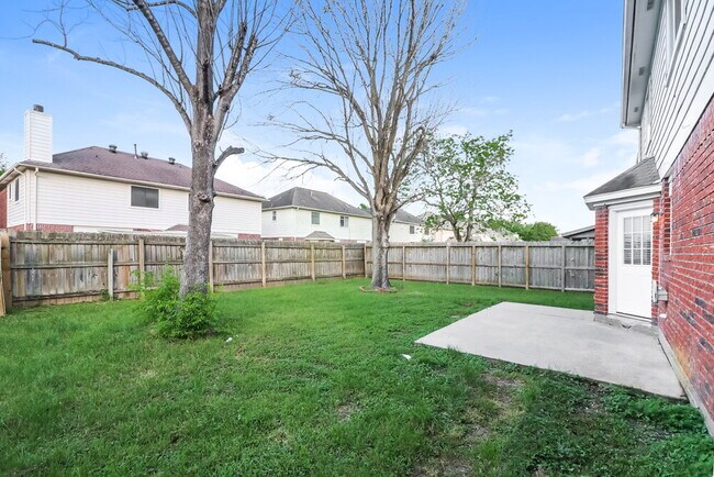 Building Photo - 627 Bold Ruler Dr