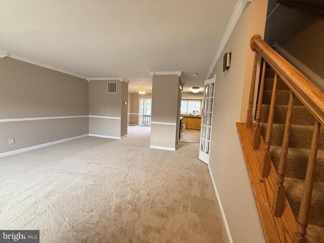 Building Photo - 16926 Point Pleasant Ln