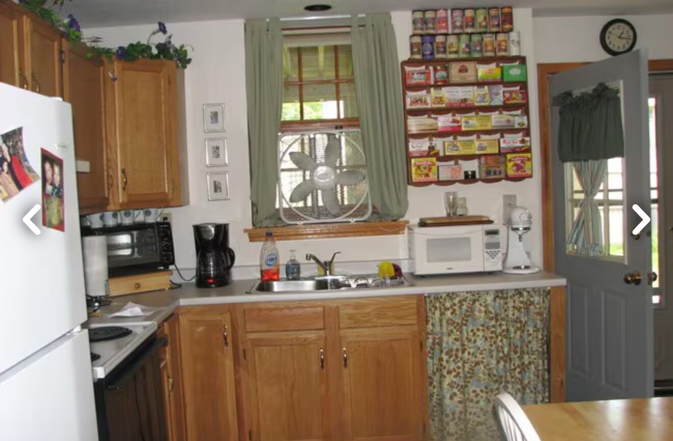 Well equipped kitchen - 26 Rochester St