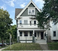 Building Photo - 633 E Burleigh St