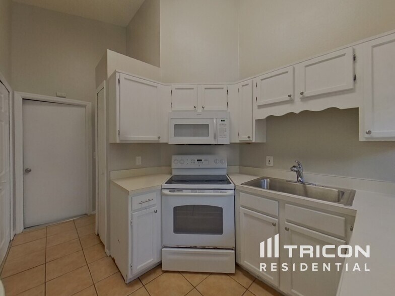 Building Photo - 11338 Cypress Leaf Dr