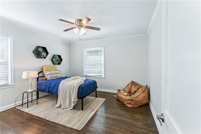 Building Photo - 1411 Mercer Ave