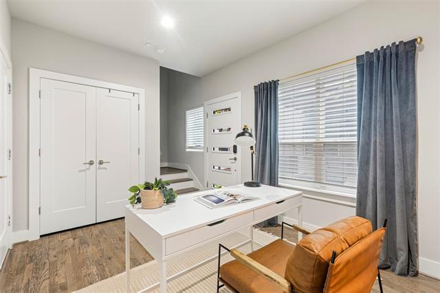 Building Photo - 4906 Live Oak St