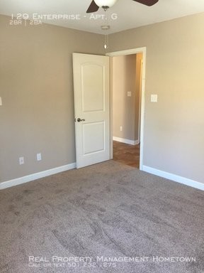 Building Photo - Hamilton Hills Apartment