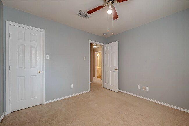 Building Photo - 2102 Cory Crossing Ln