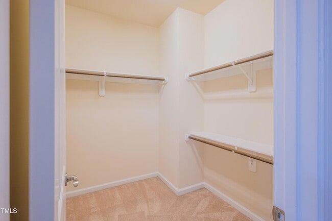 Building Photo - 533 Fumagalli Dr