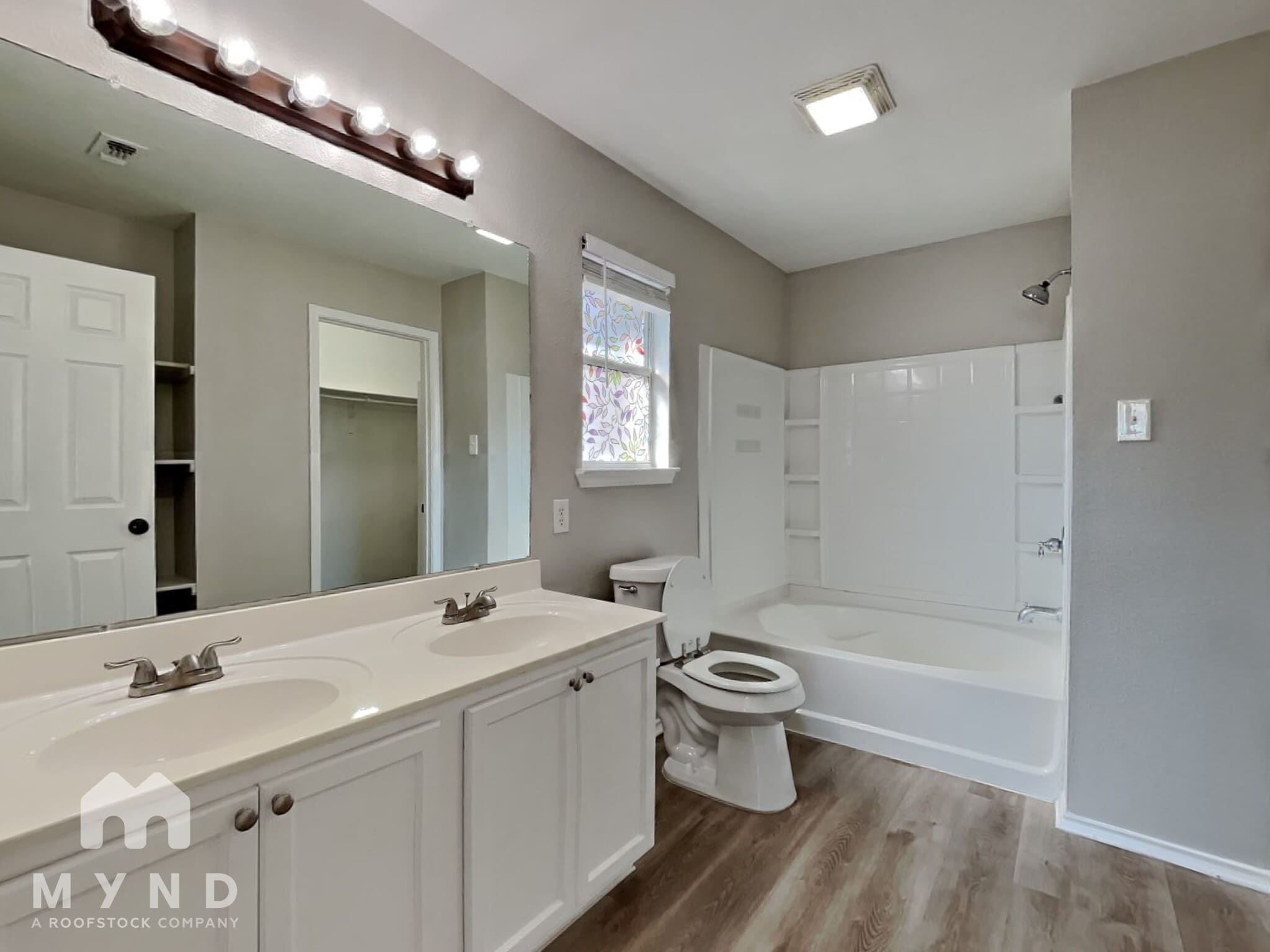 Building Photo - 6614 Estes Flats