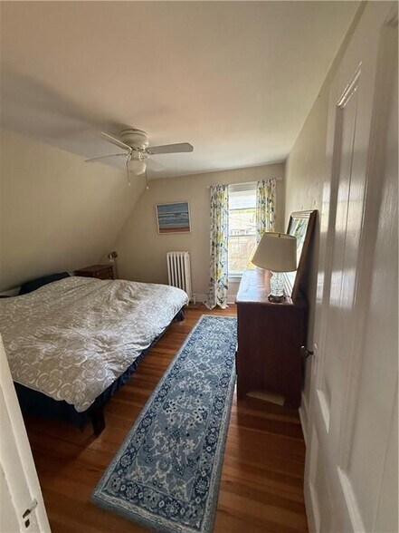 Building Photo - 28 Calvert St