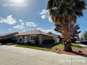 Building Photo - Newly Remodeled Mostly Furnished Attached ...