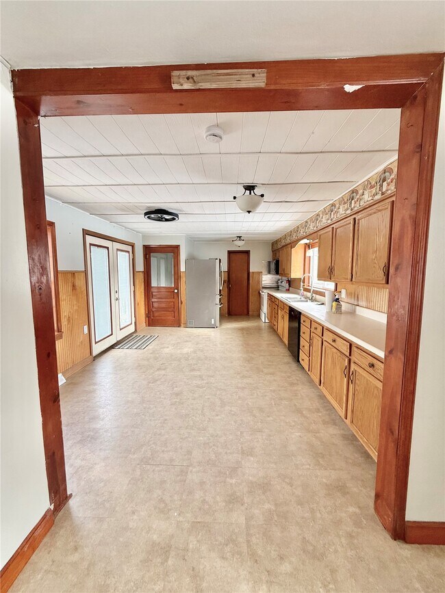 Building Photo - 56 Pine Trail