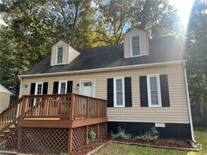 Building Photo - 3505 Colonnade Dr