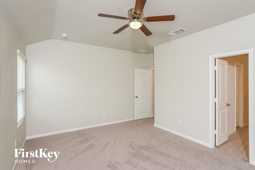 Building Photo - 1810 Morse Way