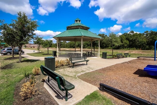 Building Photo - 12039 Fairquarter Ln