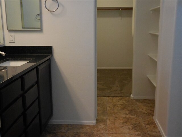 Building Photo - 1281 W Molinetto Dr