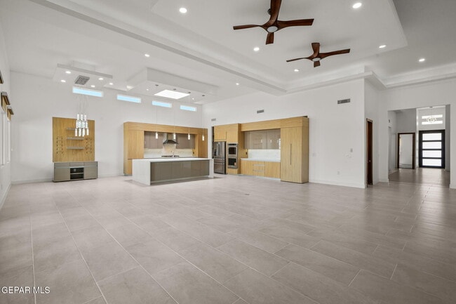 Building Photo - 11337 Ardelle Ave