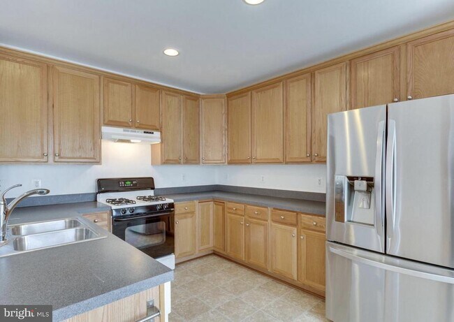 Building Photo - 4597 Barringer Pl