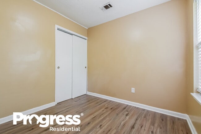 Building Photo - 968 Brandon Hill Way