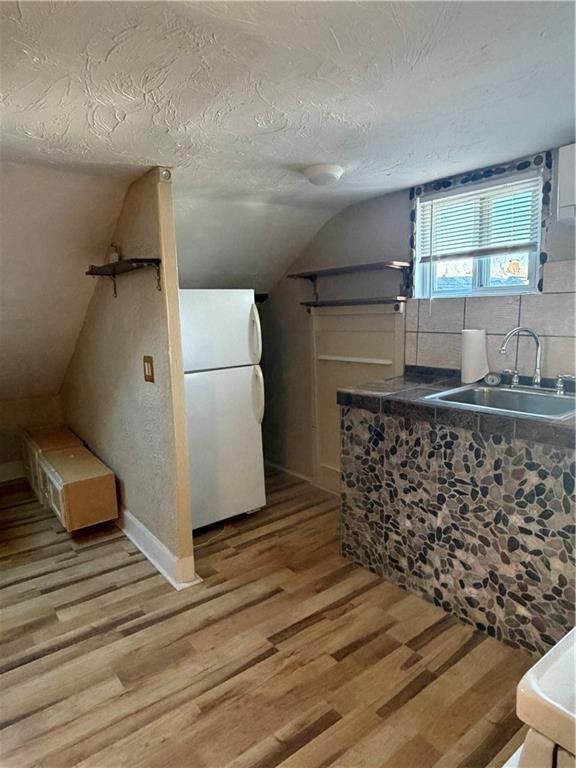 Building Photo - 69 Hope St