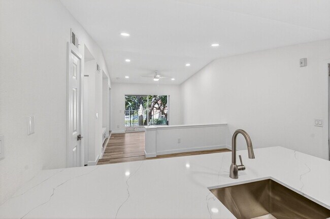 Building Photo - 1825 Palm Cove Blvd