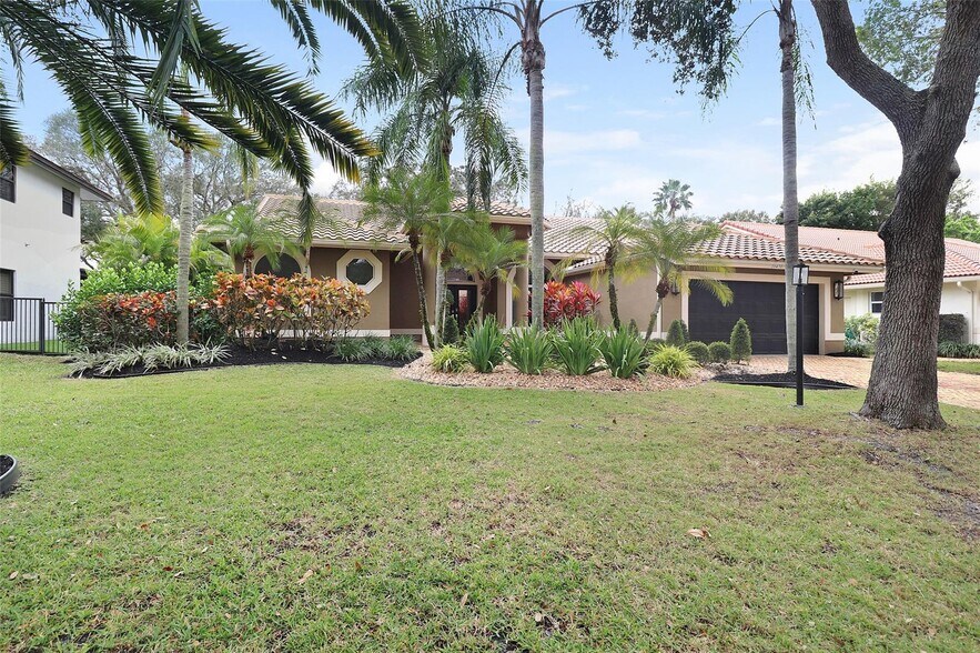 Building Photo - 6430 NW 98th Ln