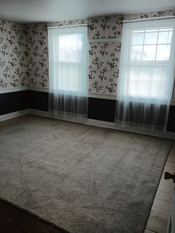 Building Photo - 2106 S 5th Ave