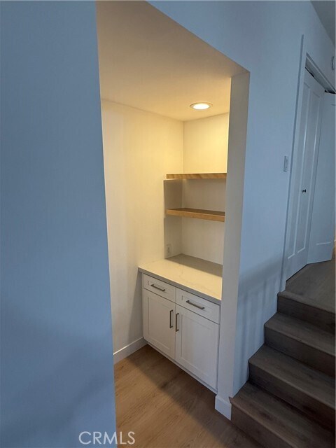 Building Photo - 7212 Marina Pacifica Dr N