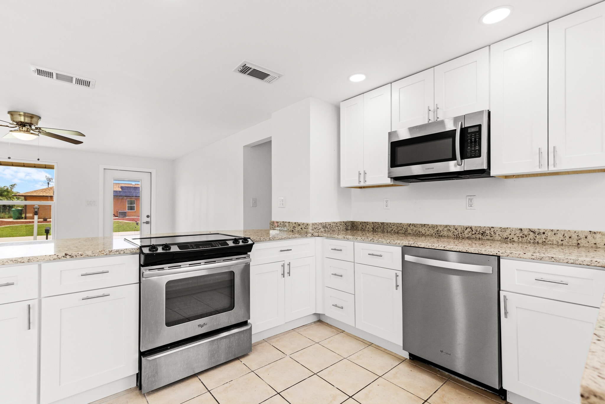 Building Photo - 1057 Tropical Ave NW