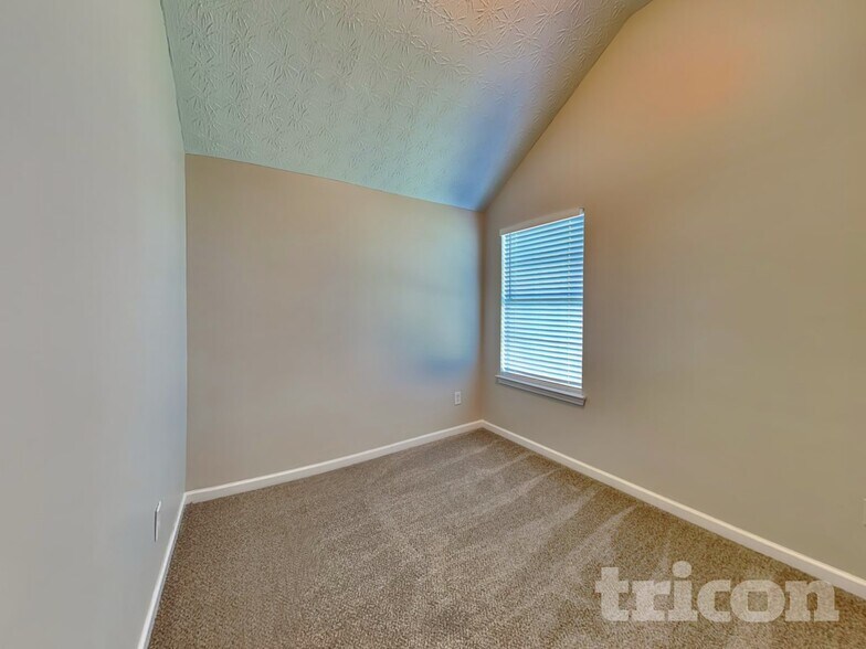 Building Photo - 2615 Patriots Rd