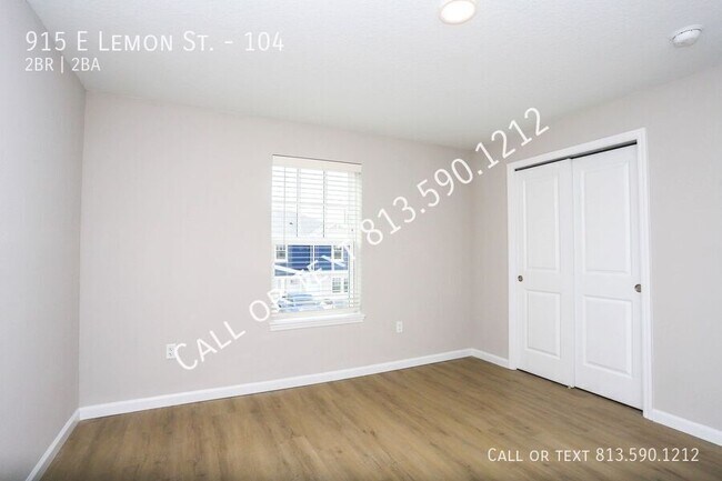 Building Photo - 915 E Lemon St