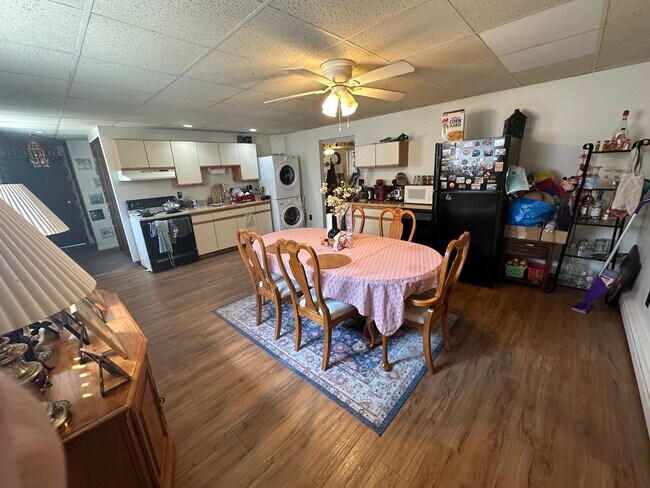 Large Kitchen Area - 53 Homeland Dr