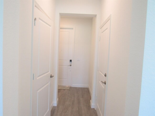 Building Photo - 4332 Pond Lily Ln