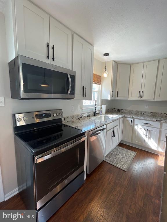 Building Photo - 6344 Piney Ridge Dr