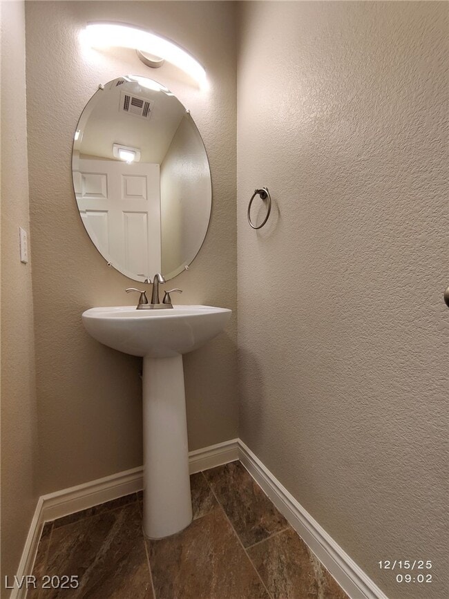 Building Photo - 1512 Faldo St