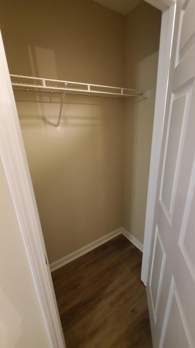 Building Photo - 1154 Micha Way